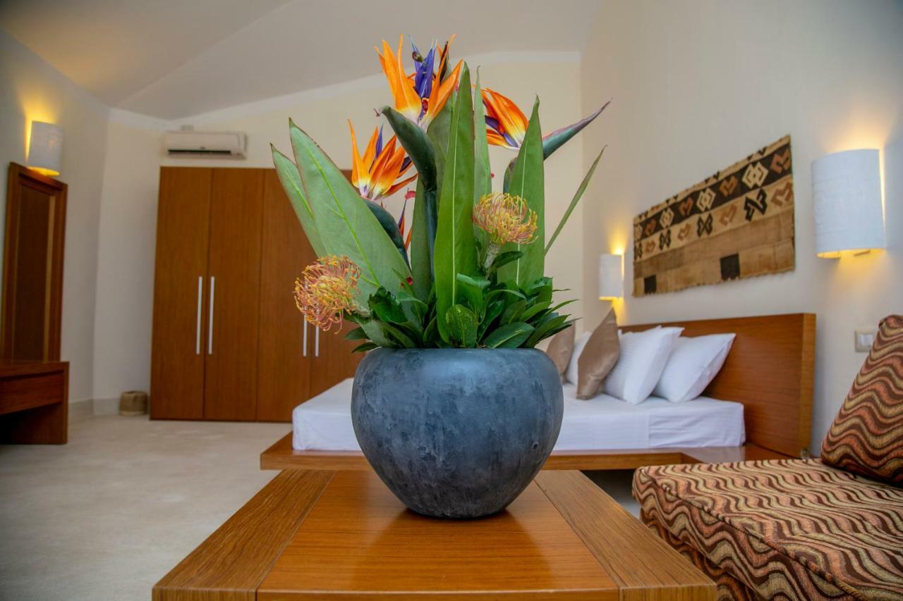 Hotel The One Watamu Esterno foto