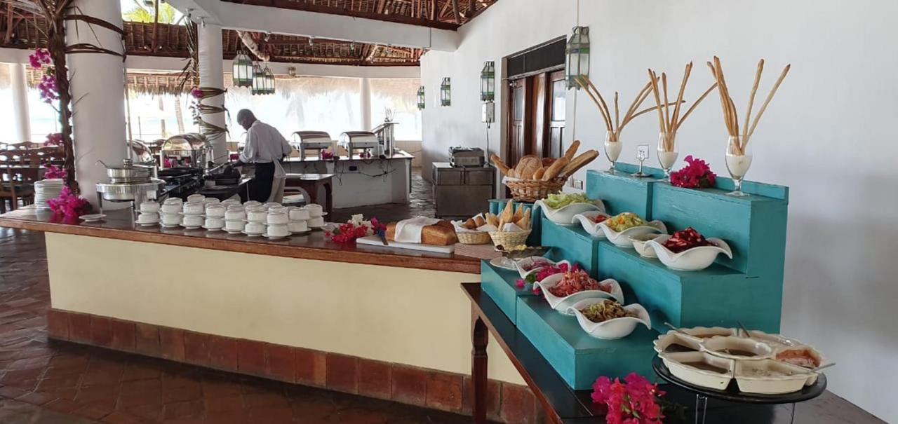 Hotel The One Watamu Esterno foto