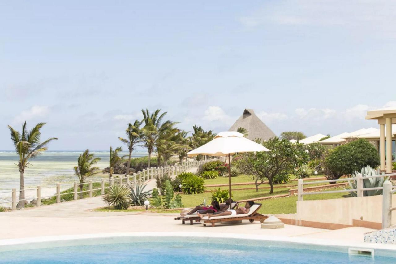 Hotel The One Watamu Esterno foto