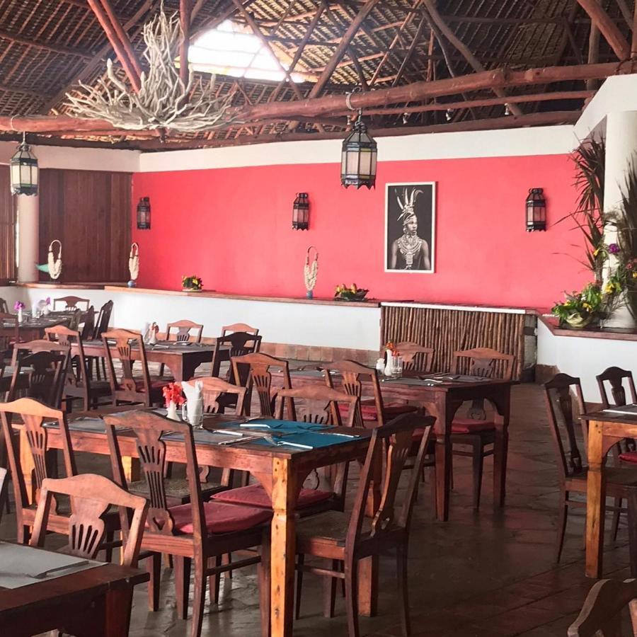 Hotel The One Watamu Esterno foto